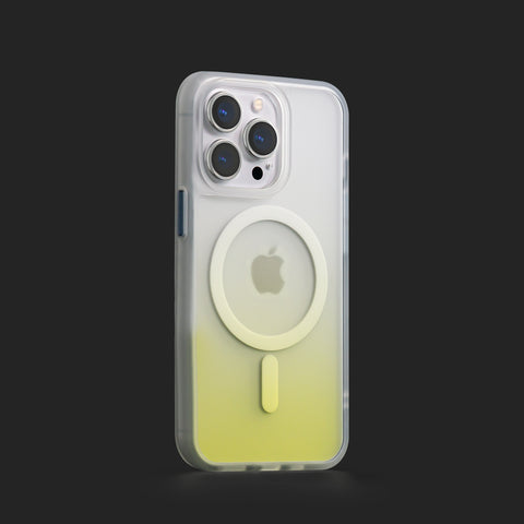 iPhone 13 Pro MagSafe Flow case